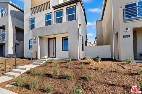 27311 Maverick Pl, Valencia, CA 91381