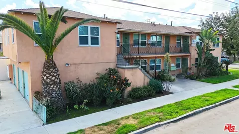 870 W 19th St, Long Beach, CA 90806 photo 1