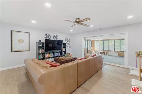 Other - 412 Sierra Ave, Moorpark, CA 93021 photo 2 of 8