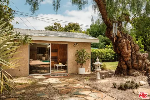 4110 Pine Ave, Long Beach, CA 90807 photo 29