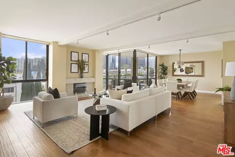 211 S Spalding Dr #404S, Beverly Hills, CA 90212