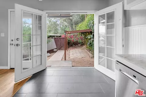 339 Mission Rd #A & B, Glendale, CA 91205 photo 39