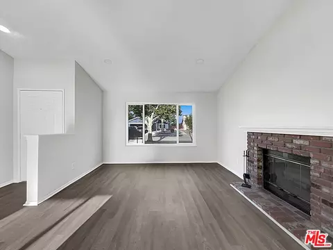 45339 18th St #E, Lancaster, CA 93535 photo 3