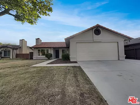 45339 18th St #E, Lancaster, CA 93535