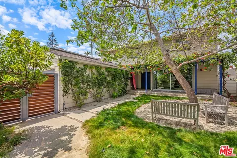 301 Marguerita Ave, Santa Monica, CA 90402