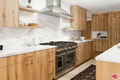 3433 Wrightview Dr, Studio City, CA 91604 photo 7