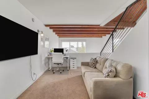 2201 Ocean Ave, Venice, CA 90291 photo 16