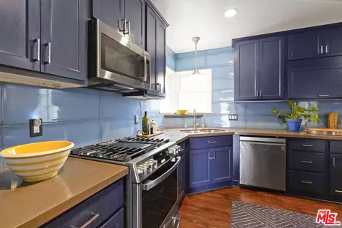 1135 N Frederic St, Burbank, CA 91505 photo 9