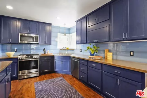1135 N Frederic St, Burbank, CA 91505 photo 8