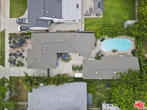 1135 N Frederic St, Burbank, CA 91505 photo 48