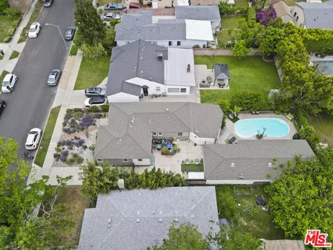 1135 N Frederic St, Burbank, CA 91505 photo 47
