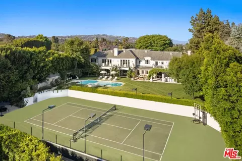 9966 Sunset Blvd, Beverly Hills, CA 90210