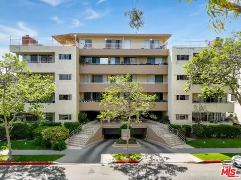 303 N Swall Dr, Beverly Hills, CA 90211