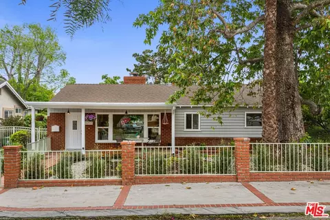 11912 Charnock Rd, Los Angeles, CA 90066