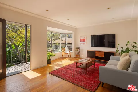 1318 N Crescent Heights Blvd #211, West Hollywood, CA 90046
