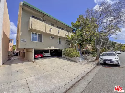 936 N Orange Grove Ave, West Hollywood, CA 90046