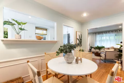 Dining - 3000 Beach Ave, Venice, CA 90291 photo 4 of 4