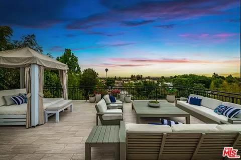 14539 Valley Vista Blvd, Sherman Oaks, CA 91403