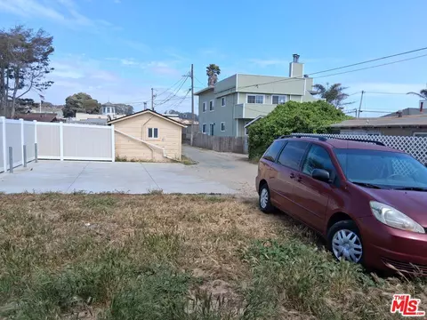 370 Pier Ave, Oceano, CA 93445 photo 5