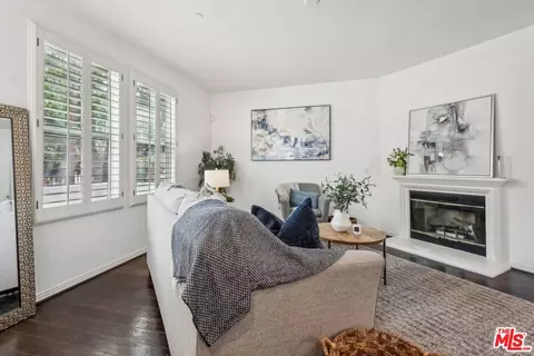 2460 E Villa St #2, Pasadena, CA 91107 photo 6