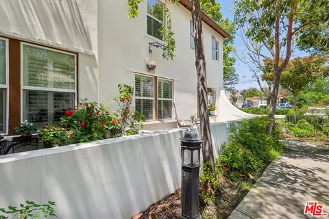 2460 E Villa St #2, Pasadena, CA 91107 photo 33