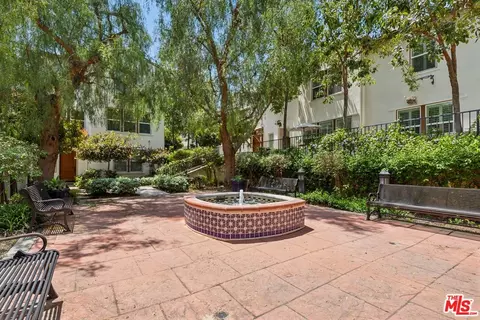 2460 E Villa St #2, Pasadena, CA 91107 photo 35