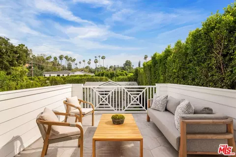 Exterior - 4476 Libbit Ave, Encino, CA 91436 photo 3 of 7