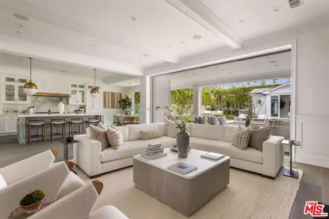 Living - 4476 Libbit Ave, Encino, CA 91436 photo 3 of 3