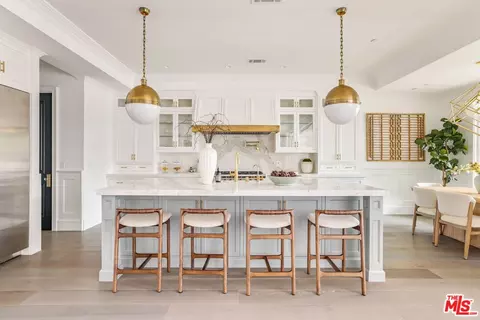 Kitchen - 4476 Libbit Ave, Encino, CA 91436 photo 1 of 2