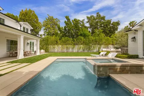 Exterior - 4476 Libbit Ave, Encino, CA 91436 photo 5 of 7
