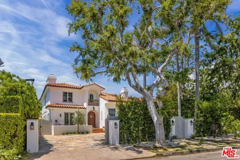 155 S Medio Dr, Los Angeles, CA 90049