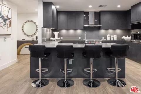 728 N Sweetzer Ave #315, West Hollywood, CA 90069