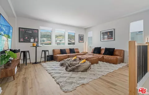 20763 Pine Cone Cir, Porter Ranch, CA 91326 photo 7