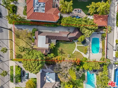 626 N Canon Dr, Beverly Hills, CA 90210