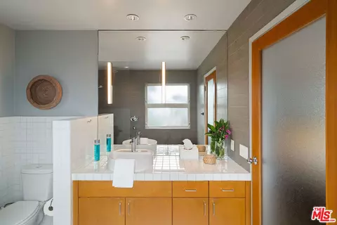 2008 Alberta Ave, Venice, CA 90291 photo 18