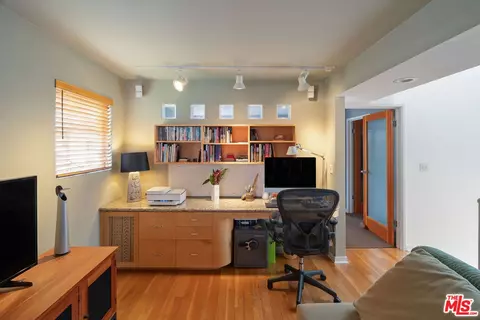 2008 Alberta Ave, Venice, CA 90291 photo 24