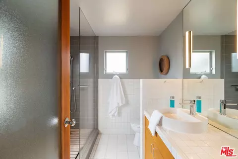 2008 Alberta Ave, Venice, CA 90291 photo 17