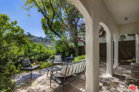 1851 Westerly Ter, Los Angeles, CA 90026