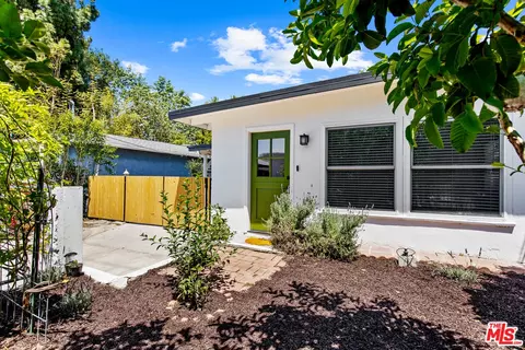 8319 Hillrose St, Sunland, CA 91040