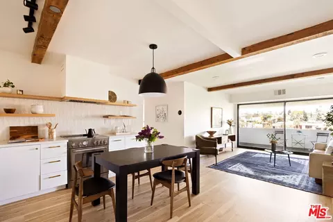 1701 Clinton St #205, Los Angeles, CA 90026
