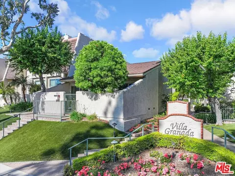 6209 Randi Ave, Woodland Hills, CA 91367