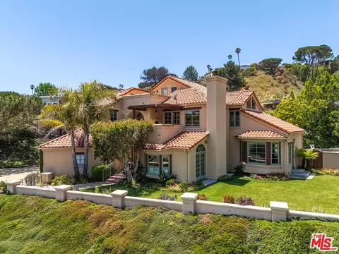 16597 Via Floresta, Pacific Palisades, CA 90272