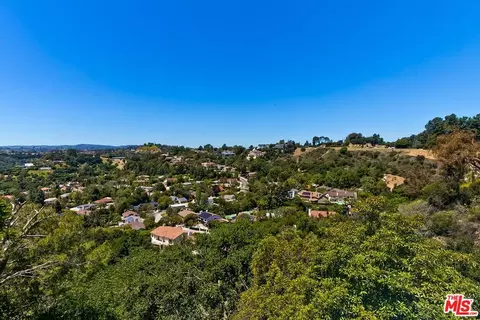 13490 Firth Dr, Beverly Hills, CA 90210