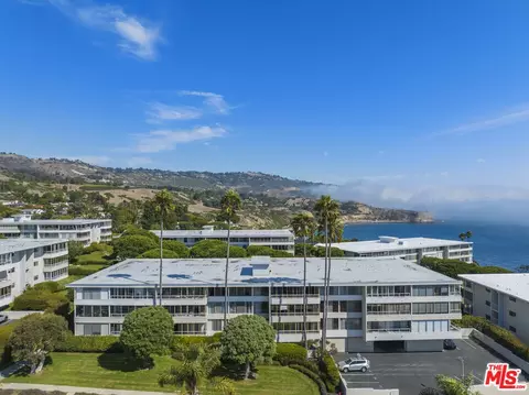 32724 Coastsite Dr #208, Rancho Palos Verdes, CA 90275