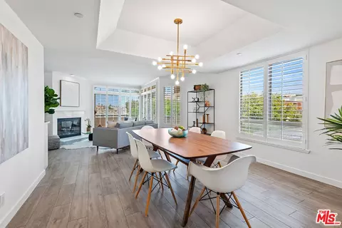 1914 Selby Ave #302, Los Angeles, CA 90025