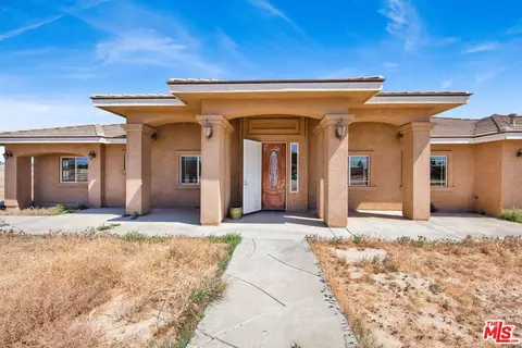 6847 W Avenue A2, Lancaster, CA 93536
