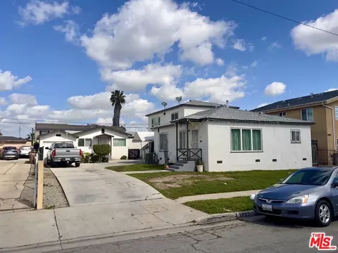 1055 W 102nd St, Los Angeles, CA 90044
