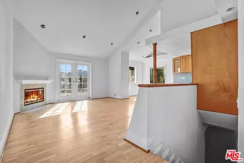 21662 Wo He Lo Trl, Chatsworth, CA 91311