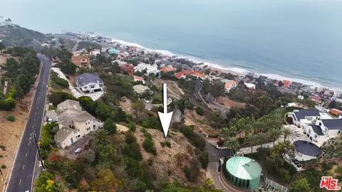 21497 Calle Del Barco, Malibu, CA 90265