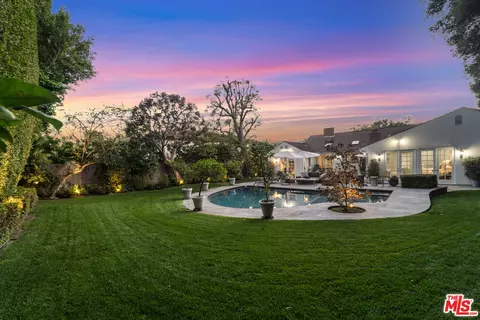 2740 N Deep Canyon Dr, Beverly Hills, CA 90210
